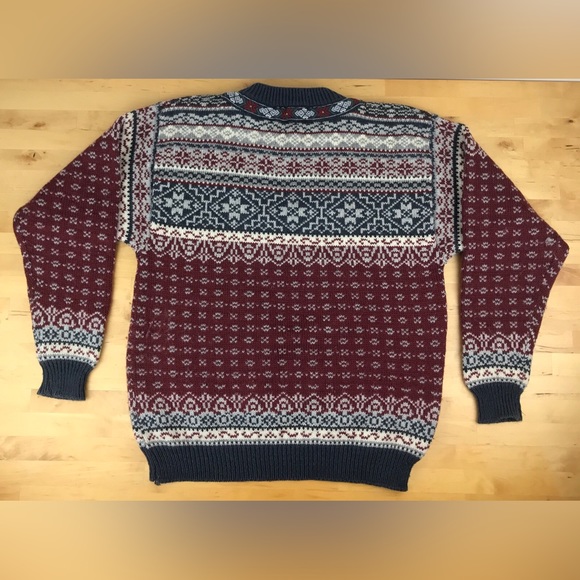 SOLD: Norwear Fair Isle Wool Sweater Folk Metal Clasps Made in Iceland Burgundy - Picture 12 of 16